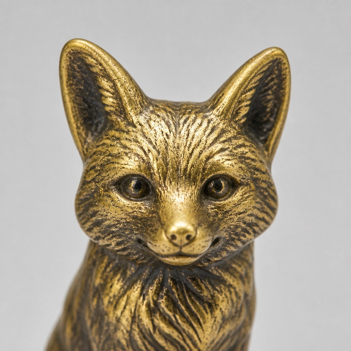 New Brass Mini Fox Figurines – Set of 2 – Antique-Style Finish — detail